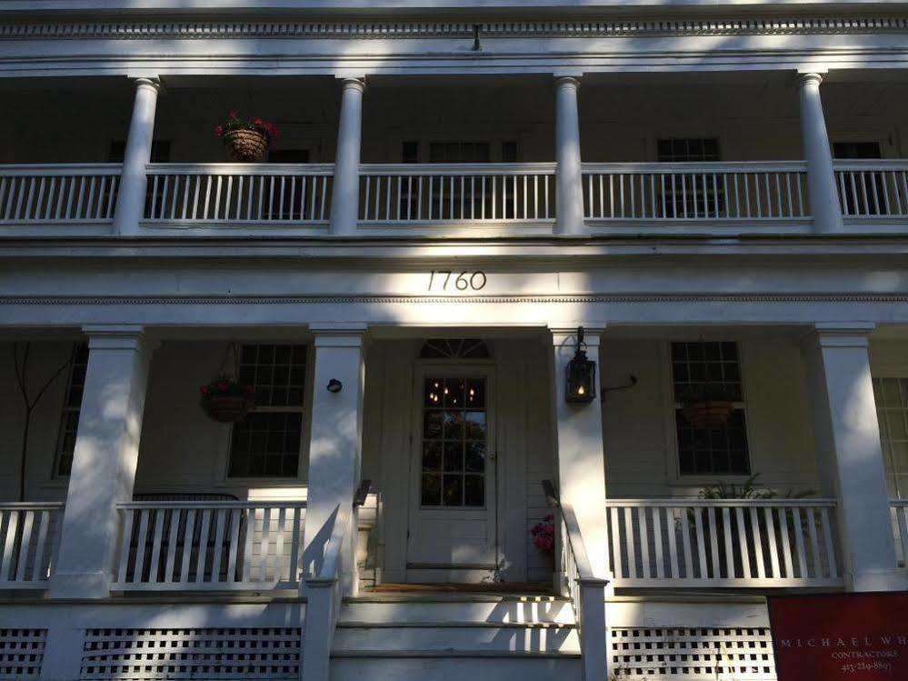 فندق ذي أولد إن أون ذا جرين New Marlborough المظهر الخارجي الصورة